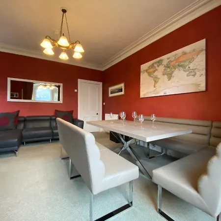 Period House / Entire Upstairs Flat Apartamento Inverness Exterior foto